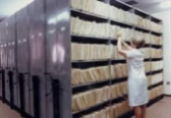 Почему амбулаторные карты в поликлиниках не выдают на руки Почему амбулаторные карты в поликлиниках не выдают на руки